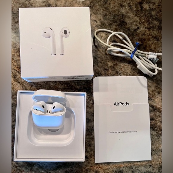 AirPods Gen 2 - Picture 2 of 6